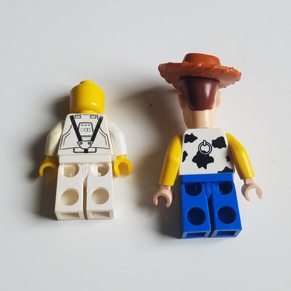 Toy Story Lego Mini Figure Woody and Buzz Lightyear Pieces - Picture 2 of 2